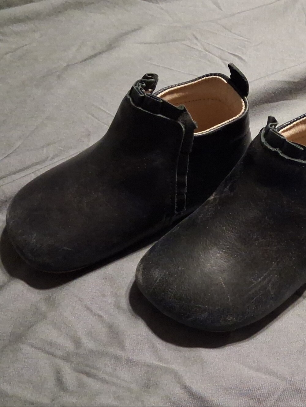 Size 6 Toddler/baby Little Love Bug Mila Low Top Boots